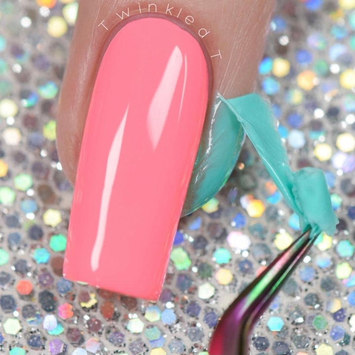 Nails Declassified: How To Use Liquid Latex