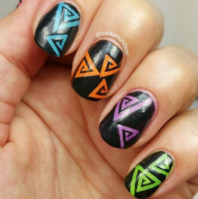 Triangle Swirl Vinyls